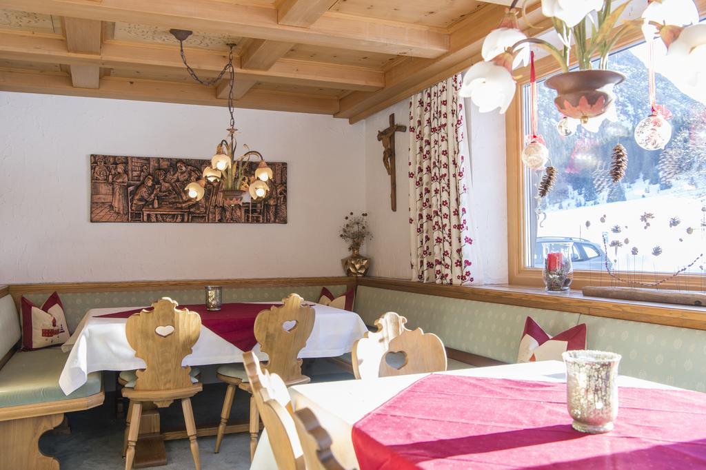 Pension Daniel Lech am Arlberg Exterior photo