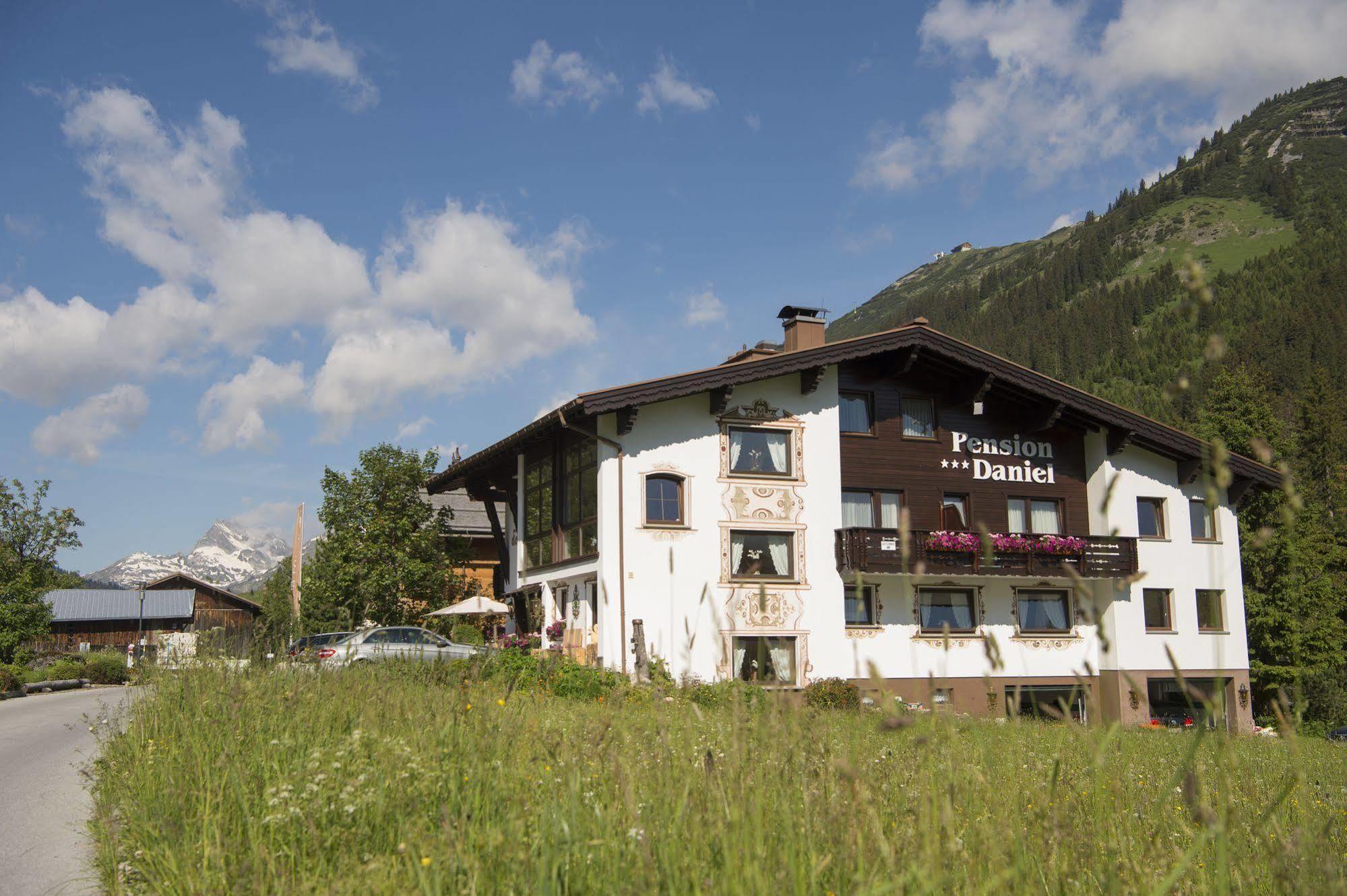Pension Daniel Lech am Arlberg Exterior photo